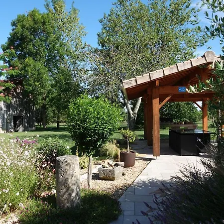 Le Brandissou Bed & Breakfast